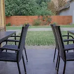 Oros House Apartmanhaz * Orosháza