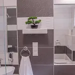 Oros House Apartmanhaz * Orosháza