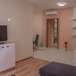 Oros House Apartmanhaz * Orosháza