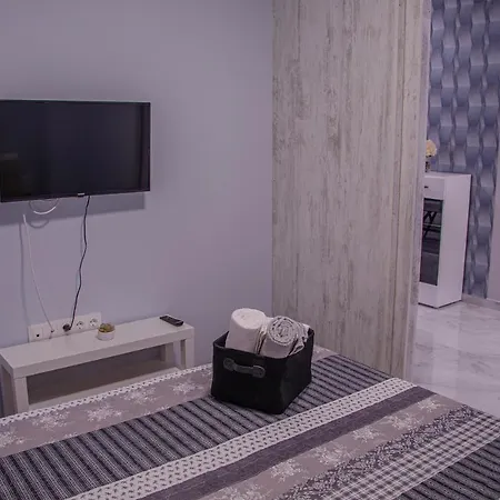 Oros House Apartmanhaz *