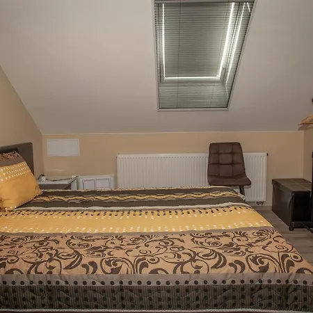 公寓 Oros House Apartmanhaz