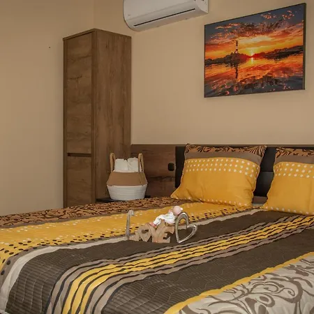 Appartement Oros House Apartmanhaz *