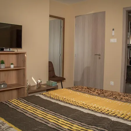 Oros House Apartmanhaz Appartement Orosháza