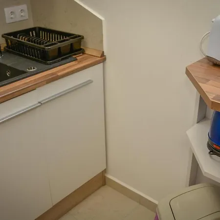 Oros House Apartmanhaz Apartment