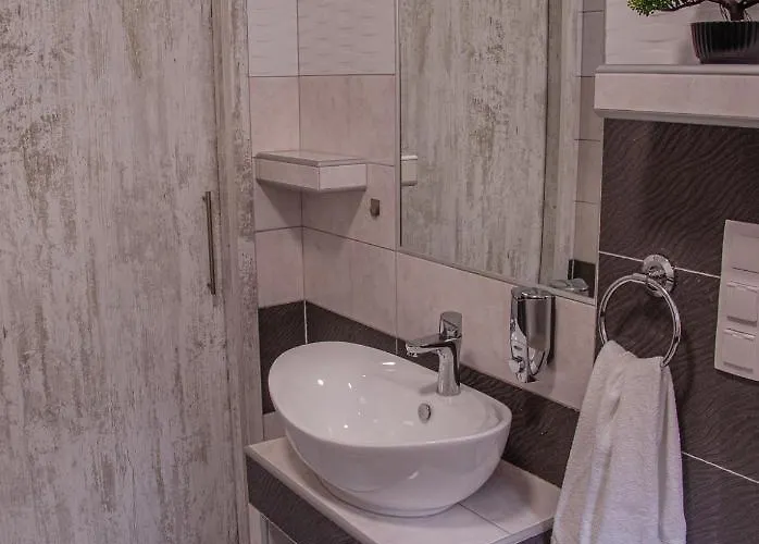 Oros House Apartmanhaz Appartement *