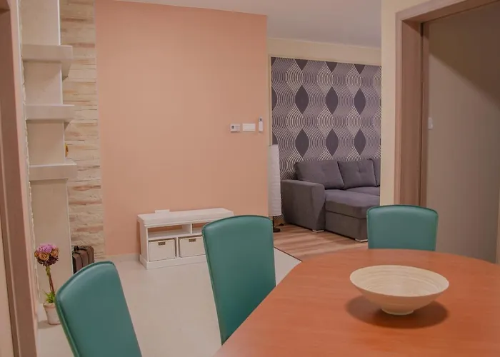 Oros House Apartmanhaz * Orosháza