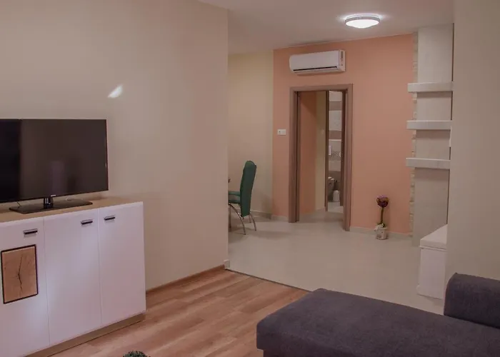 Oros House Apartmanhaz * Orosháza