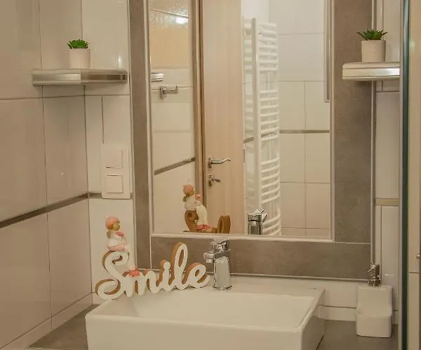 Oros House Apartmanhaz * Orosháza