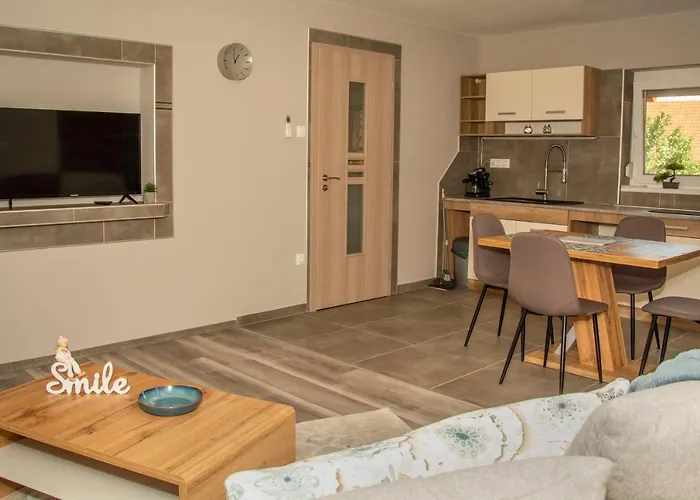 Oros House Apartmanhaz Appartement Orosháza
