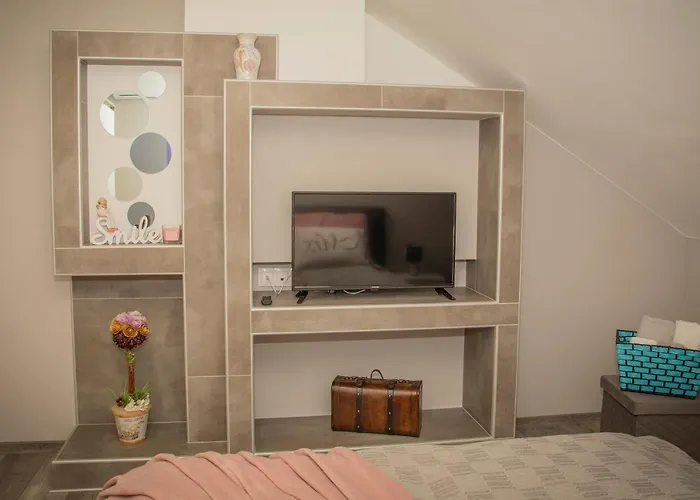 Oros House Apartmanhaz * Orosháza